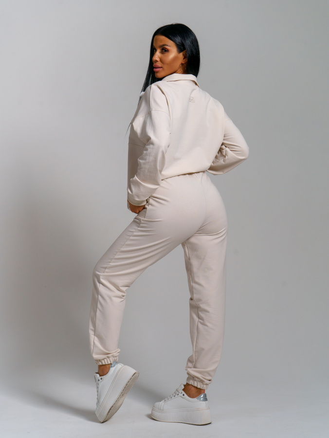 Свирель(бежевый) костюм