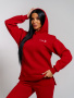 Ред (красный) костюм