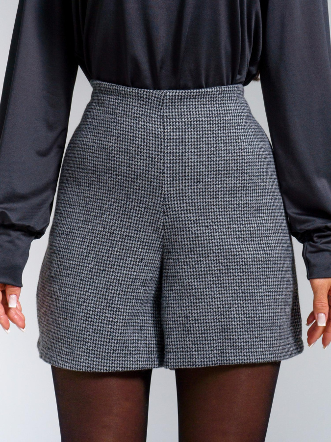 Челси (клетка) шорты