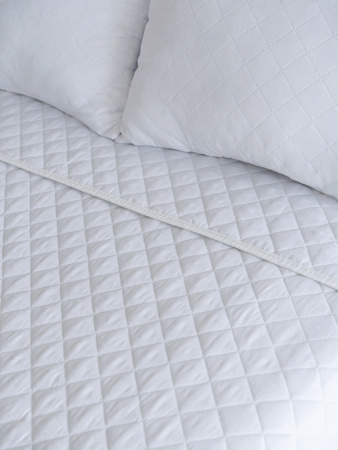 Одеяло-покрывало микрофибра(белая) у/степ (плотность150г/м2)