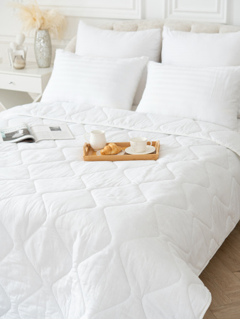 Одеяло "Файбер" всесезоное п/э (бел)