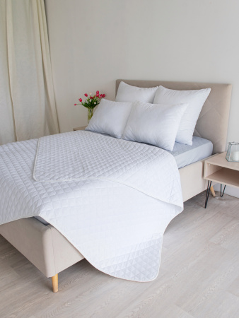 Одеяло-покрывало микрофибра(белая) у/степ (плотность150г/м2)