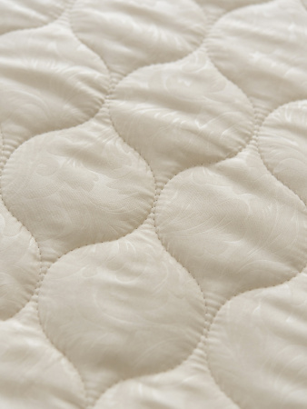 Наматрасник синтепон на рез. борт 20(беж) м/ф