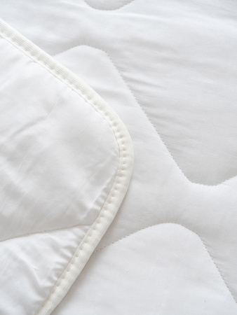 Одеяло "Файбер" всесезоное п/э (бел)