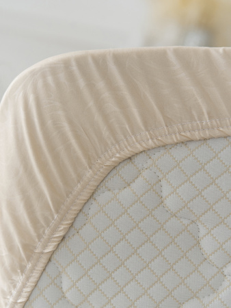 Наматрасник синтепон на рез. борт 30(беж)