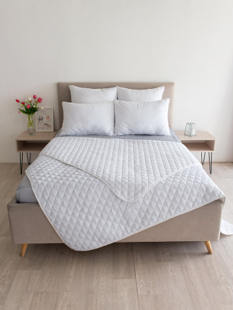 Одеяло-покрывало микрофибра(белая) у/степ (плотность150г/м2)