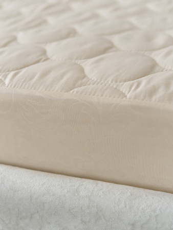 Наматрасник синтепон на рез. борт 20(беж) м/ф